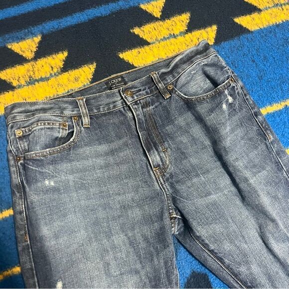 J. Crew The Driggs Distressed Jeans (33 x 31.75) 👖 - Picture 4 of 10